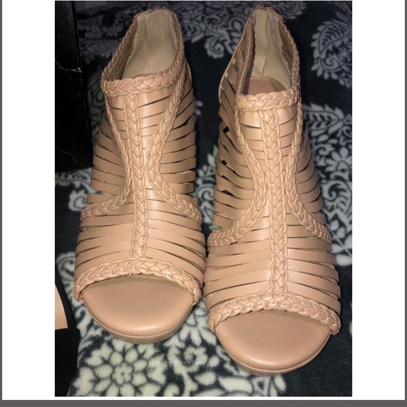 Torrid heels - Picture 4 of 4